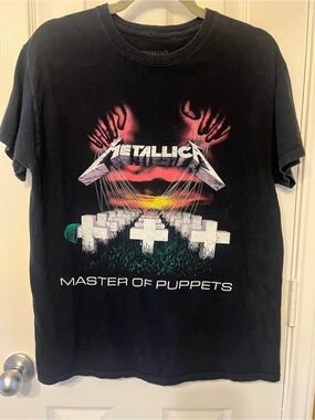 Metallica "Master of Puppets" 100% Cotton Black Graphic Tee, Size M